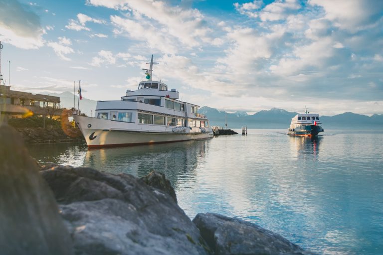 bateaux de la compagnie générale de navigation sur le lac Léman